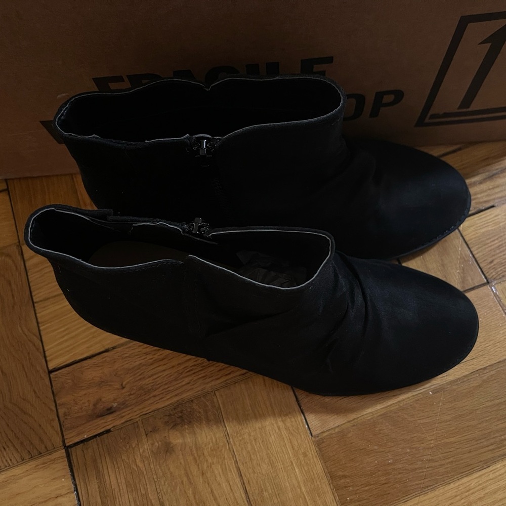 Torrid booties - Picture 4 of 4
